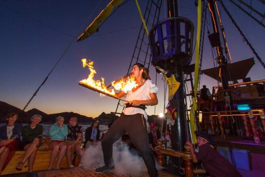 Pirate Ship Sunset Dinner and Show in Los Cabos