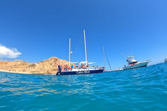 Snorkeling Experience Tour in Cabo (open bar & lunch included) CABO BLUE BOAT