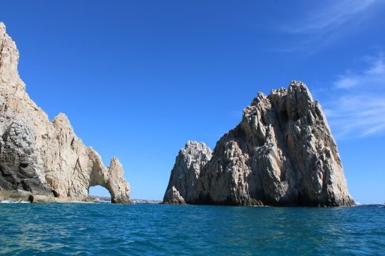 Shared Tour to the Arch of Cabo San Lucas
